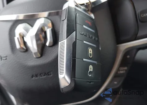 2020 Ram 1500 Big Horn 4X4 5'7 Box from USA, damaged, VIN 1C6SRFFT6LN291248